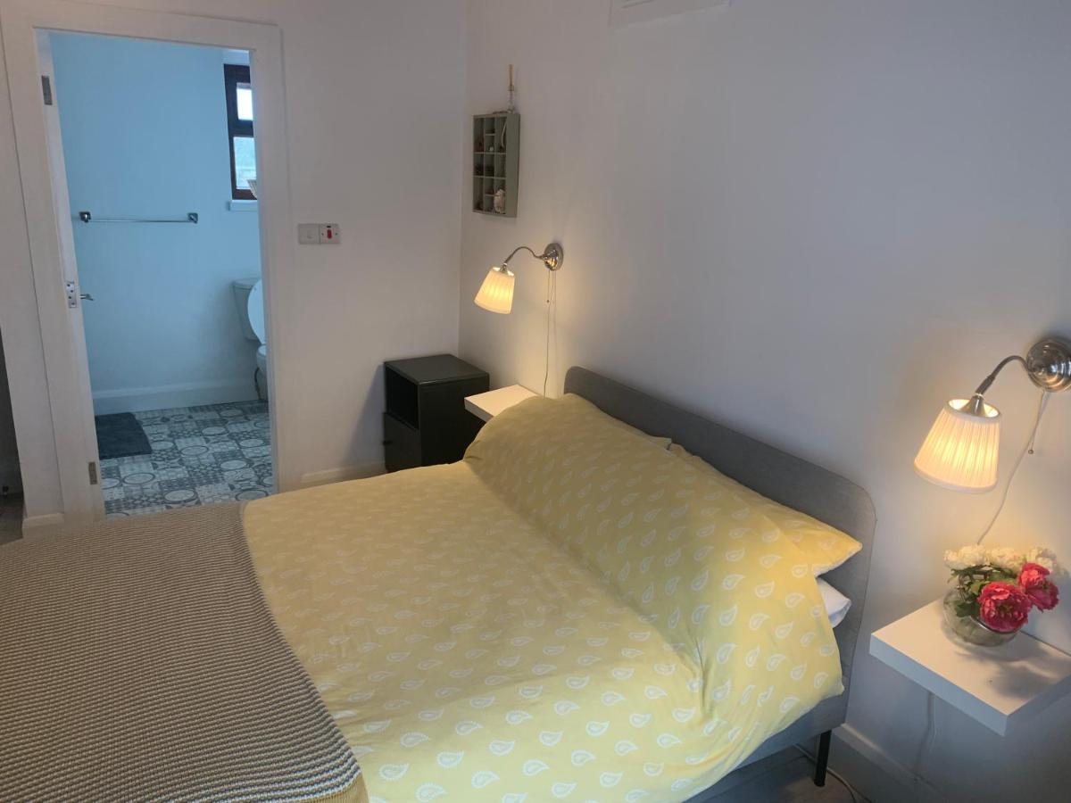 Room 1 Camp Street B&B Oughterard Exteriér fotografie